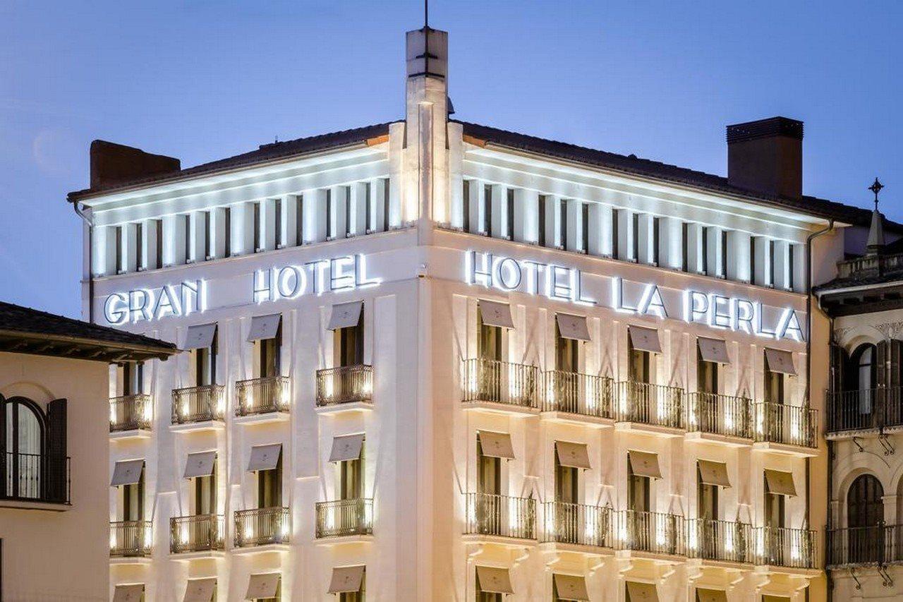 Gran Hotel La Perla Памплона Экстерьер фото